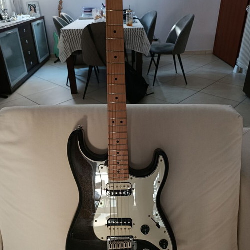 Squier Contemporary Stratocaster HH guitar with soft case