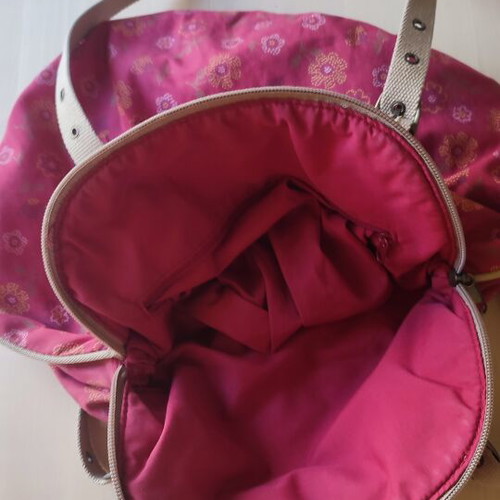 Shoulder bag like new, red