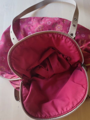 Shoulder bag like new, red