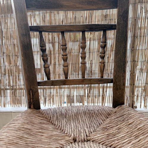 Set of 2 chairs used in good condition