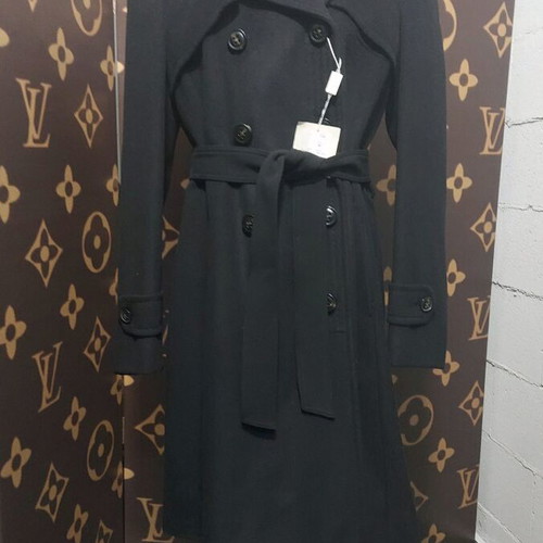 Coat black wool new, size 48-50, Made in Italy