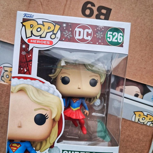 DC Heroes Supergirl Funko Pop 526 new