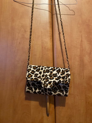 Leopard suede crossbody bag like new, multicolor