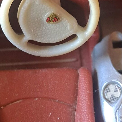 Αυτοκίνητο Porsche μεταχειρισμένο, μεταλλικό και στιβαρό παιχνίδι