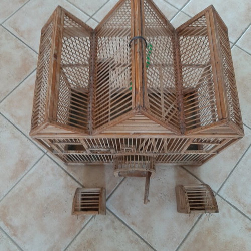 Wooden Birdcage used with feeder and perches