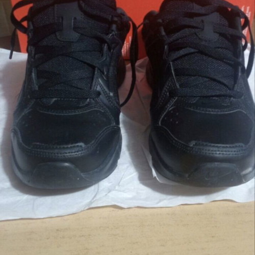 Nike Defy All Day men's sneakers size 44, like new, black