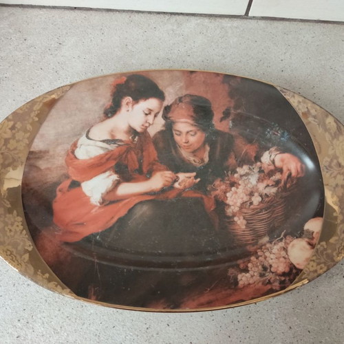Limoges 22 Karat porcelain platter used, diameter 36cm