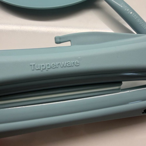 Tupperware set with small plate and baby spoon new