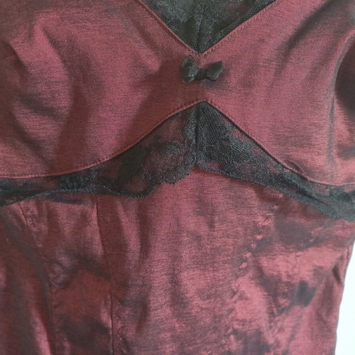 Lynne burgundy lace crop top, size S