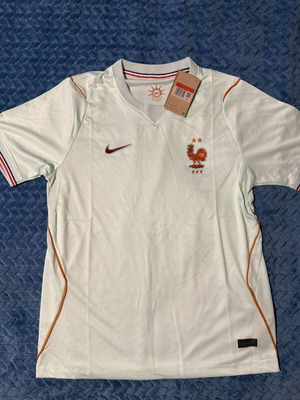 France 2026 Home Jersey size L new with tags official replica