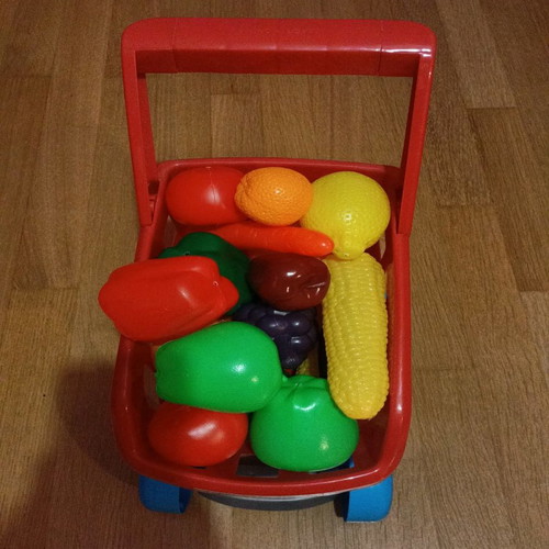 Supermarket cart toy with food used