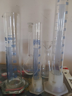 Volumetric cylinders and laboratory flasks used, set of 7 pieces