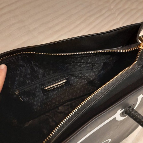 Rocco Barocco shoulder bag like new, large, black