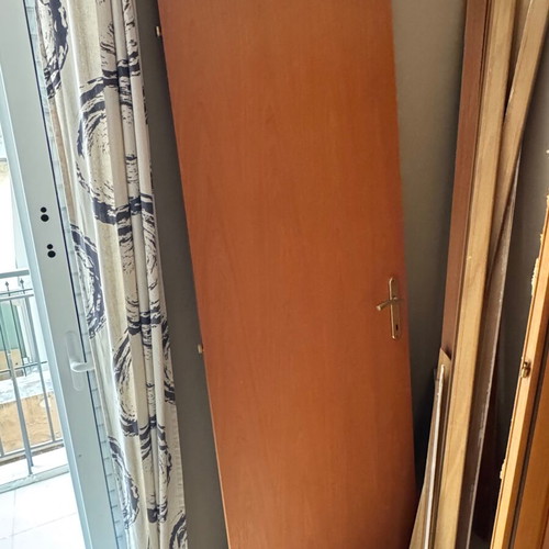 Laminate interior doors used, includes door leaves, frames, handles