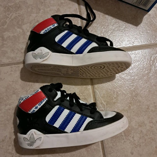 Adidas kids boots used, size 25