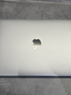 Macbook Air 2020 A2179 για ανταλλακτικά