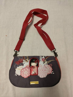 Kimmidol Shoulder Bag like new, gray and red