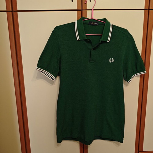 Fred Perry polo shirt like new, green, size M, short sleeve