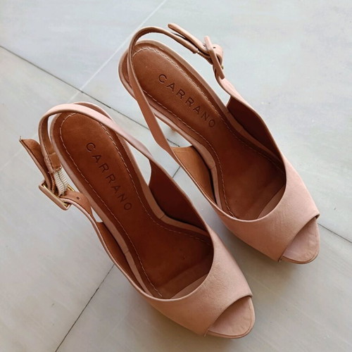 Carrano pink nude sandals size 38 like new