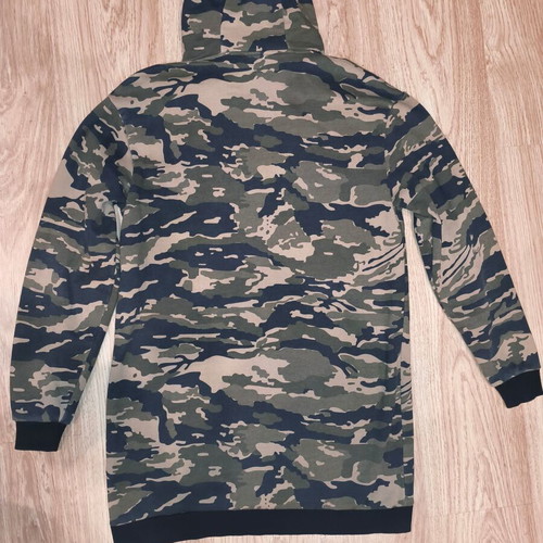 Ellesse Maroo Camo Longline Hoodie like new, unisex medium fit