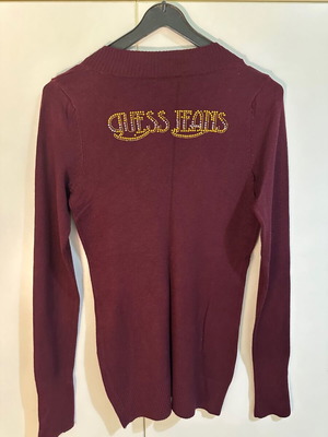 Guess Jeans Women's Knit Top like new, burgundy with gold studs