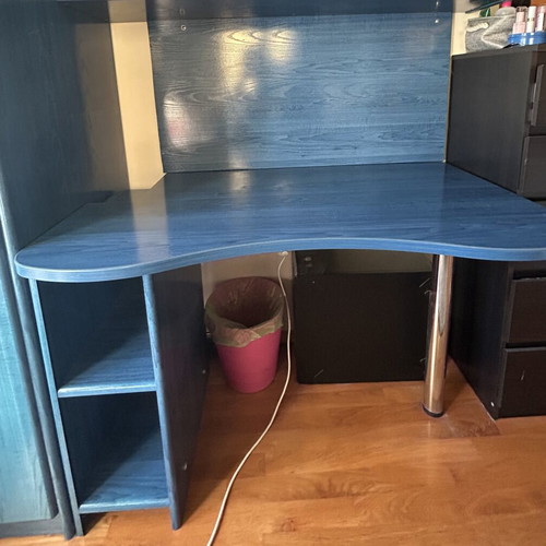 Desk set with wall panel and side shelf, 3 pieces
