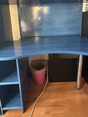 Desk set with wall panel and side shelf, 3 pieces