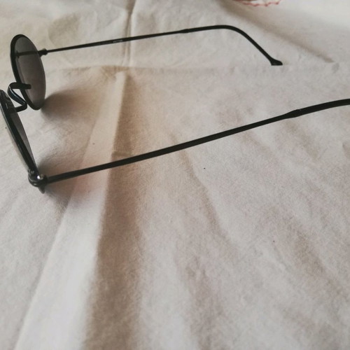 Oliver Peoples sunglasses used, black metal frame