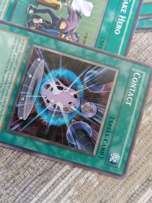 Yu-Gi-Oh Contact 1st edition like new