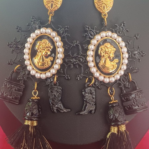 Cameo Baroque Earrings like new with pearls and black tassels