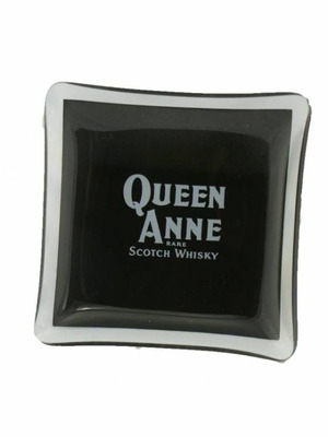 Vintage Queen Anne Rare Scotch Whisky plates used, set of 5
