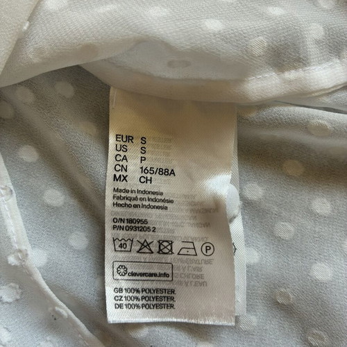 H&M Cream Sheer Swiss Dot V-Neck Blouse Small, like new