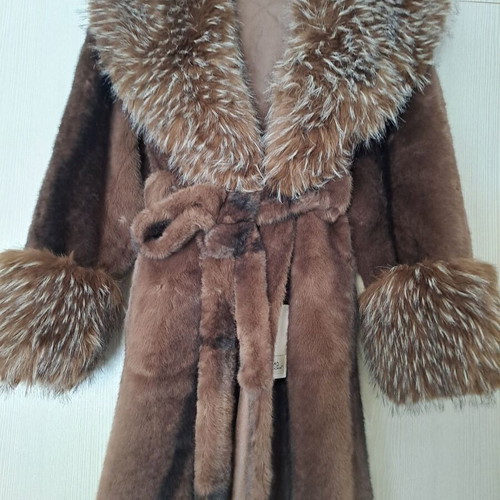 Fur coat brown new ecological quality one size
