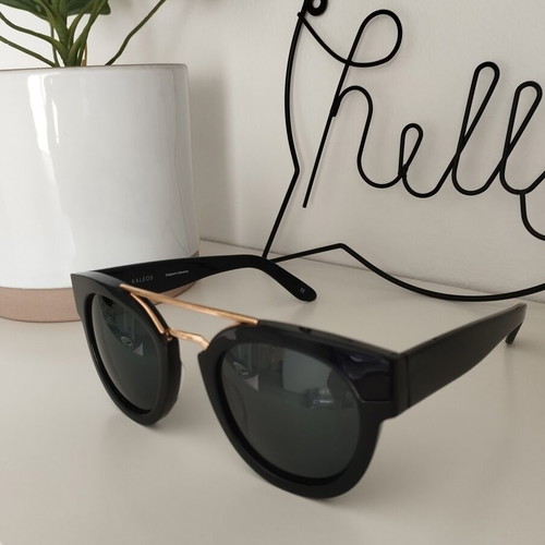 Kaleos Haynes women's sunglasses like new, black