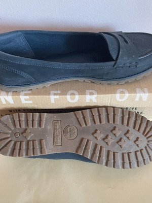 Timberland navy blue suede loafers, size 41