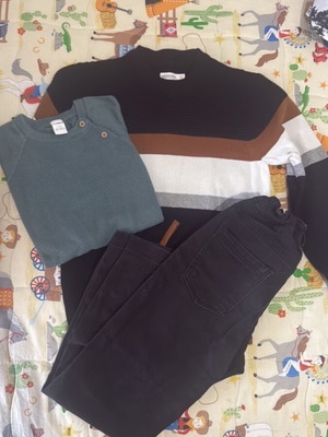 Fabric pants with 2 like new sweaters for boy 7-8 years Lc Waikiki