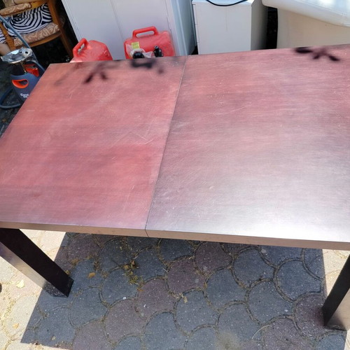 Extendable dining table like new