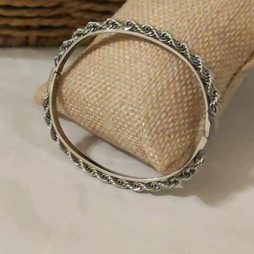 Bracelet handcuffs new, silver stainless steel