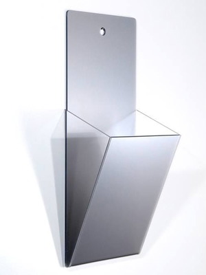 Wall vase for flowers made of plexiglas in various colors