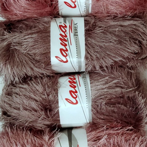 Lama Perla knitting yarn pack of 4, beige cigar and dusty pink furry threads