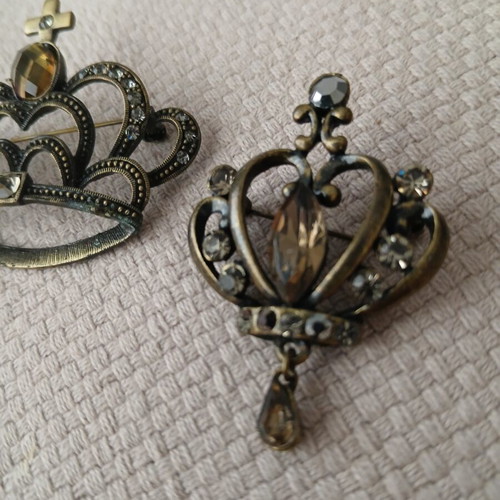 Vintage crown brooches, dark metal with stones, set of 2