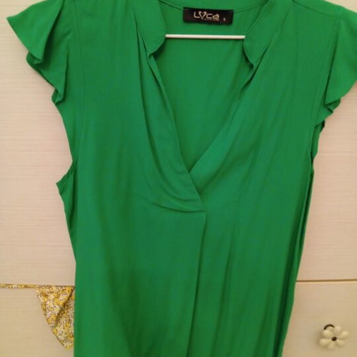 Set of shorts and t-shirt like new, pink and green