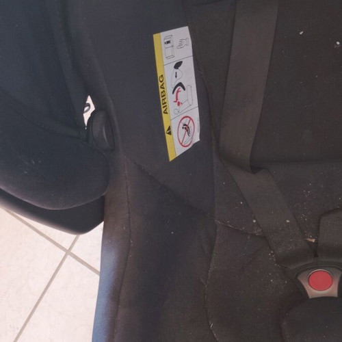 Peg Perego Primo Viaggio baby car seat like new, rear-facing