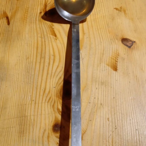 Ladle 250ml like new