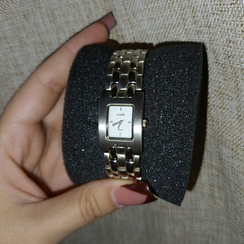 Lot of 4 women's watches Le Cachot, Prince, Omax used, untested