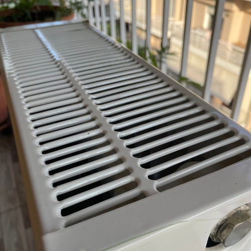 Panel radiator three-column, like new, dimensions 90x40x15 cm