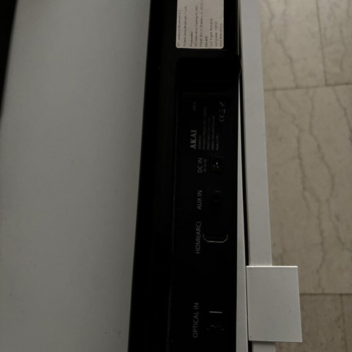Akai soundbar used with Bluetooth, USB, HDMI ARC, FM radio