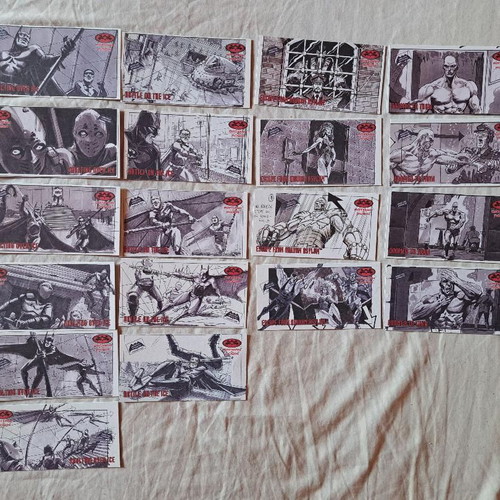 Batman collectible cards like new, pack of 22 pieces