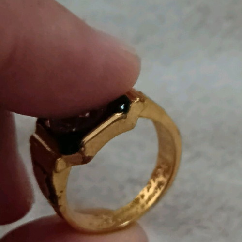 Men's ring new, unused, gold