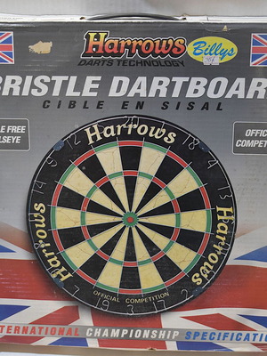 Harrows Official Competition Dartboard new, professional quality